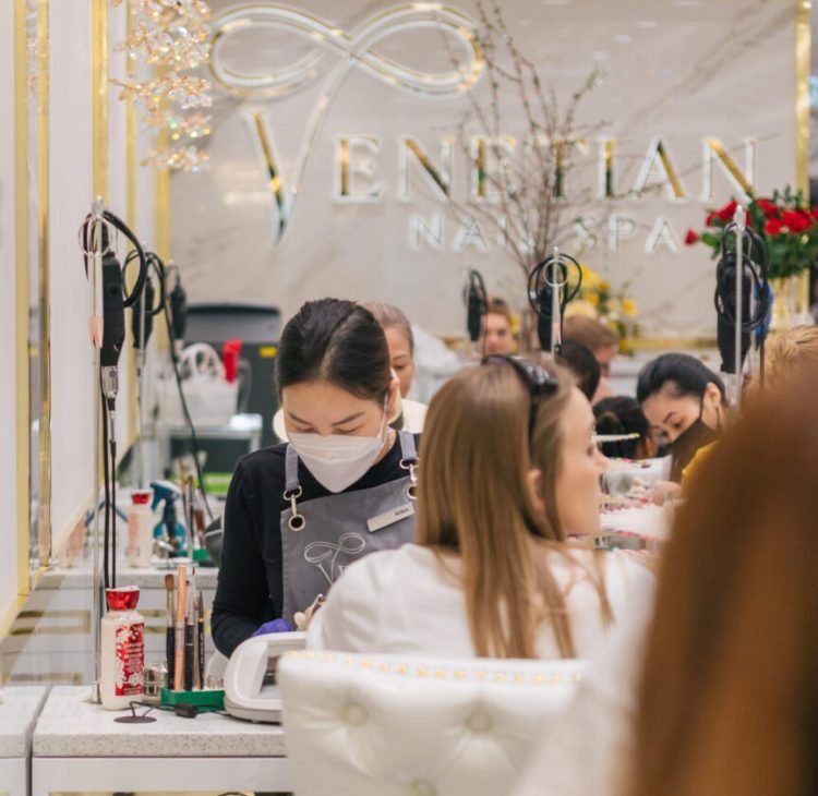 Venetian-42-1-scaled